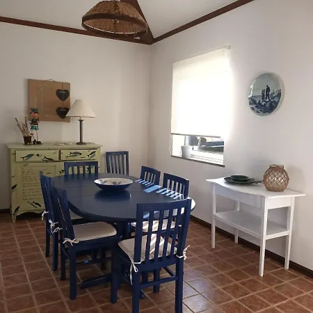 Holiday home Casa Da Arvore Alojamento Local 449 *